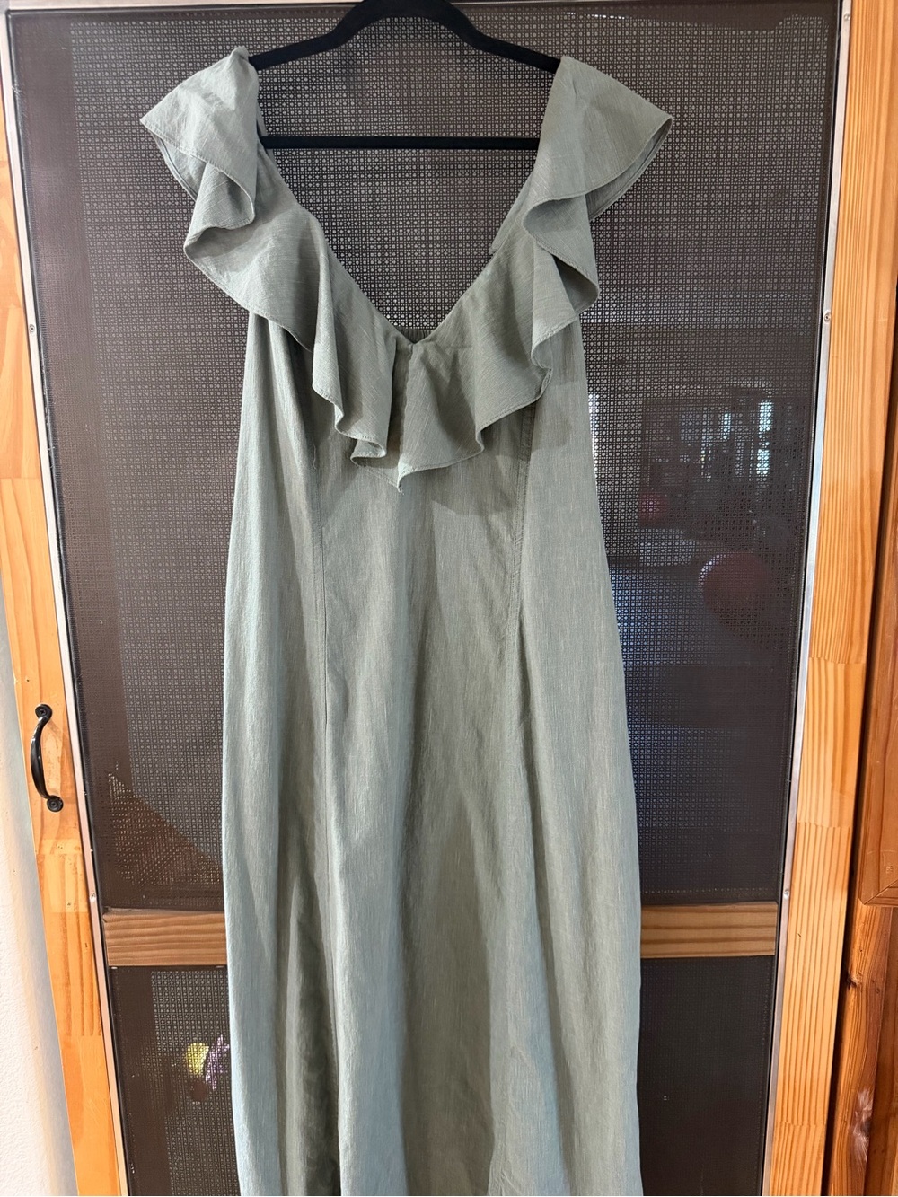 Universal Thread Sage Green Ruffle V-Neck Maxi Dress
